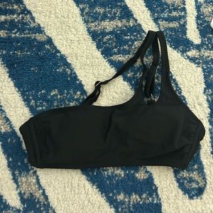 Black bikini top size M